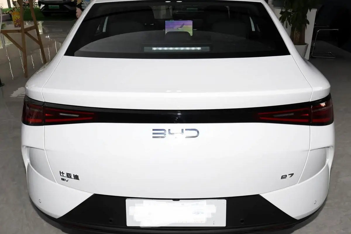 E7  2.jpg