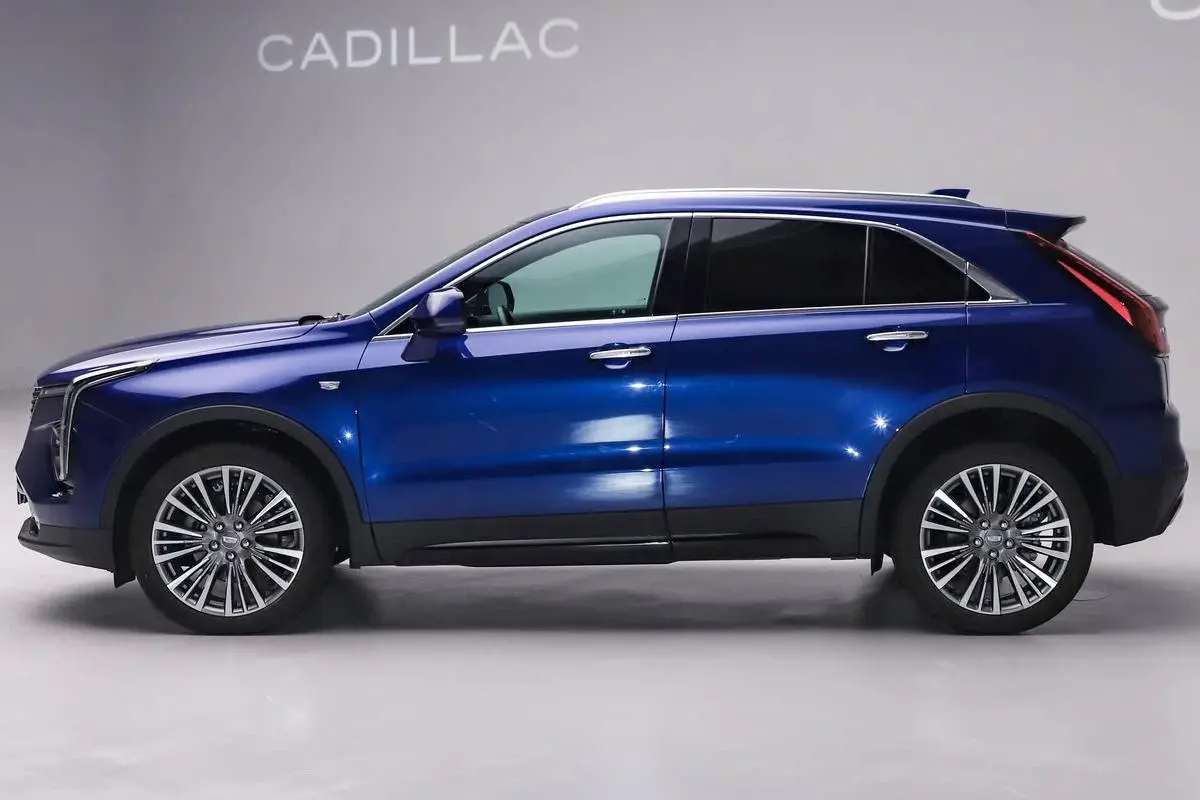 Cadillac XT4 2.jpg