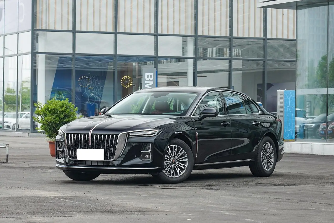Brand New China Hongqi H5 1.5t 4 Wheel Hyb...