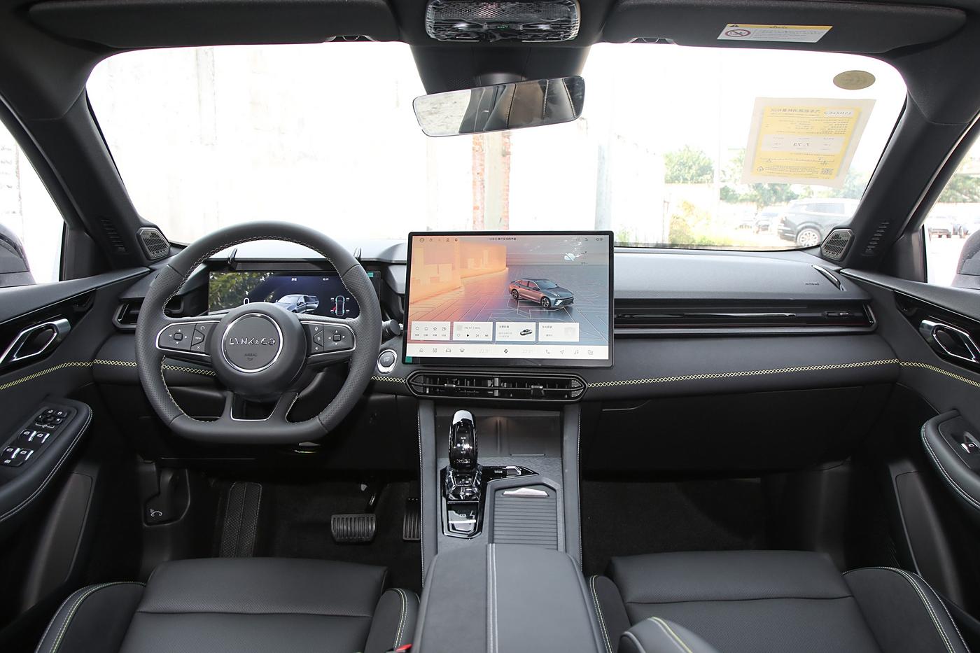 lynk&co 03-5.jpg
