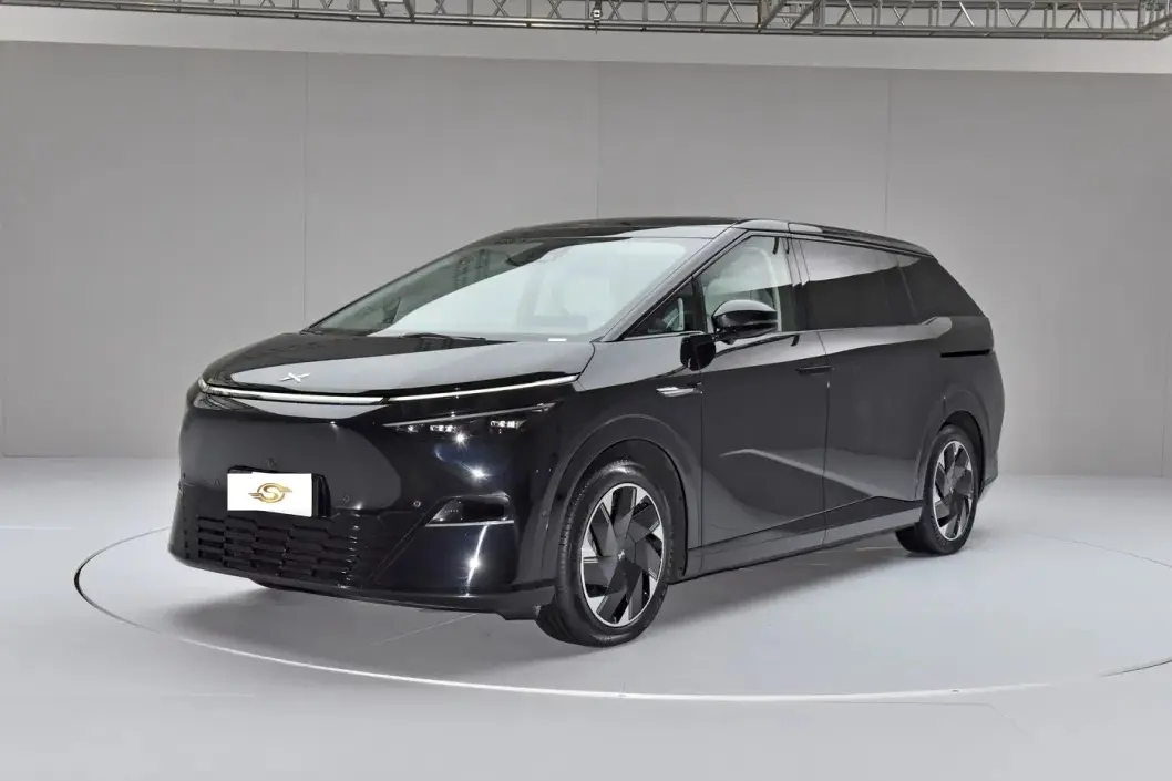 Xpeng X9 84kwh 4WD 7-Seat Electric Vehicle...